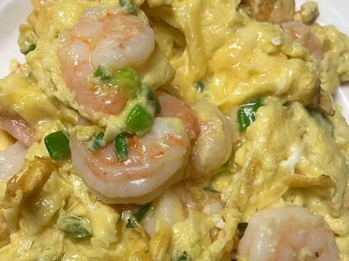 Hot-Wok-Cafe-Chinese-Restauran-Scrambled-Egg-with-Shrimp-West-Windsor-Township Scrambled Egg with Shrimp at Hot Wok Cafe,a Chinese Restaurant in West Windsor Township